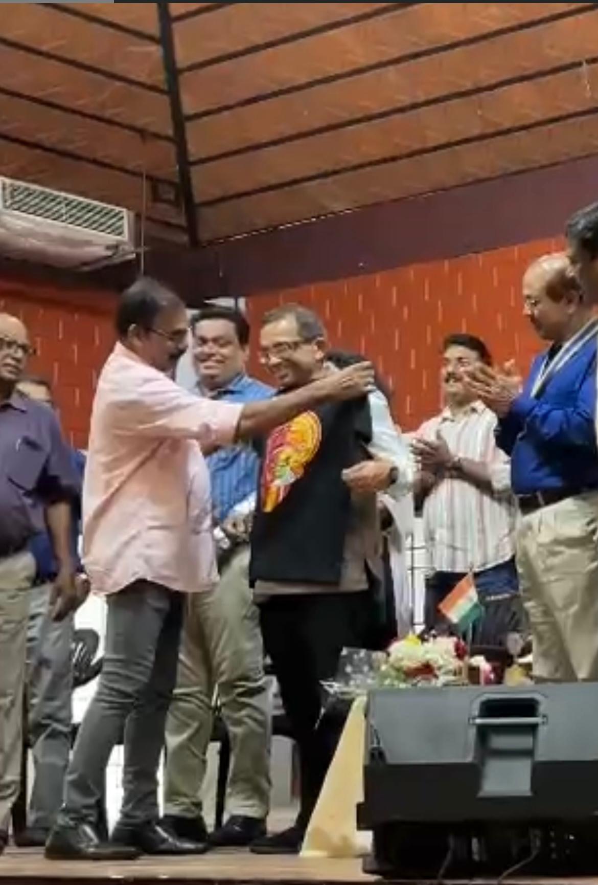 Presented a T-Shirt to the District Governor Lion RAVI GUPTA